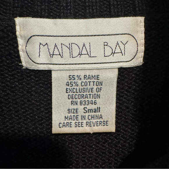 Mandal Bay Santa Pearl Embellished Holiday Christmas Sweater - Picture 4 of 7